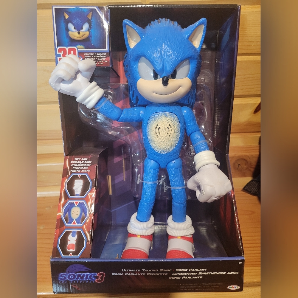 Sonic the Hedgehog Ultimate Action Figure-Talking/Interactive Sonic 3 Movie- New